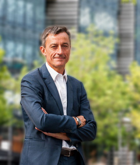 Portrait d’Emmanuel François, président et fondateur du Fonds MAJ